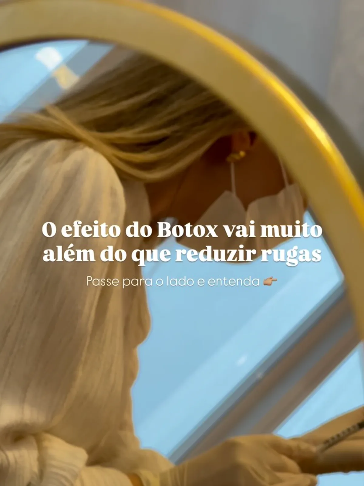Frame de um story do Instagram da Dra. Pry, em frente ao espelho, explicando os efeitos do Botox para as seguidoras